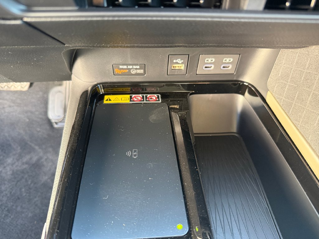 New 2026 Toyota Camry XLE w/ Premium Plus Package FWD image 19
