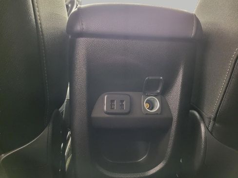 Used 2018 Chevrolet Colorado Z71 image 22