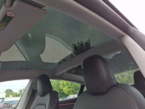 Used 2024 Tesla Model 3 Standard Range RWD image 14