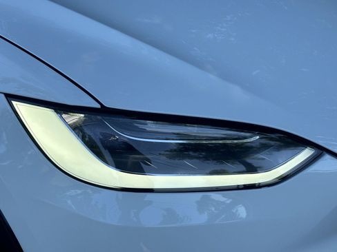 Used 2016 Tesla Model X 90D AWD/4WD image 26