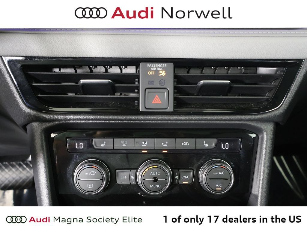 Used 2022 Volkswagen Taos SEL AWD/4WD image 4