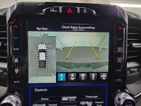 Used 2021 RAM 2500 Laramie w/ Night Edition image 14