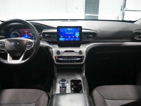 Certified 2022 Ford Explorer XLT image 20