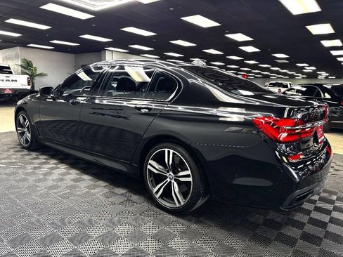 Used 2016 BMW 740i RWD image 9