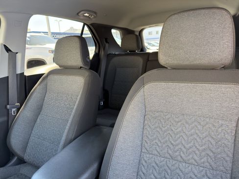 Used 2022 Chevrolet Equinox LT w/ LPO, Cargo Package FWD image 29