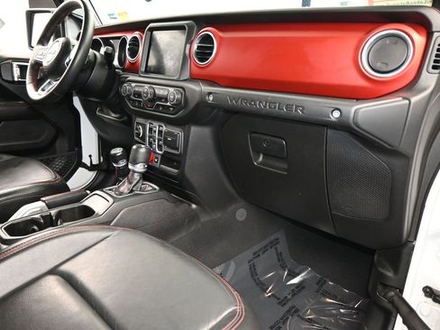 Used 2018 Jeep Wrangler Unlimited Rubicon image 47