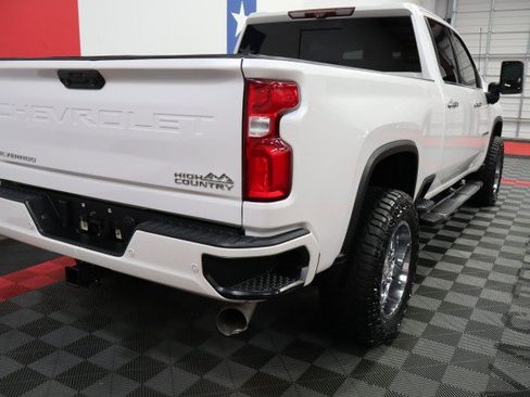 Used 2020 Chevrolet Silverado 2500 High Country w/ Technology Package AWD/4WD image 27