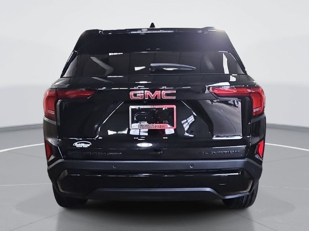 Certified 2025 GMC Terrain Elevation w/ Black Edition AWD/4WD image 5