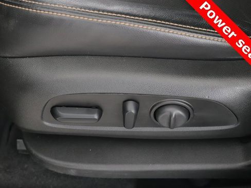 Used 2021 GMC Terrain SLT w/ LPO, Bright Accent Package image 18