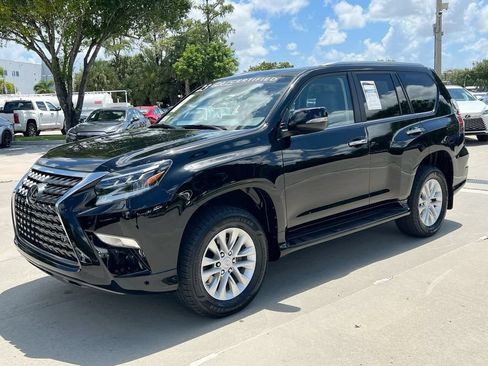 Certified 2023 Lexus GX 460 Premium AWD/4WD image 3