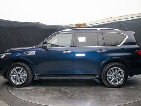 Used 2024 INFINITI QX80 Luxe AWD/4WD image 10