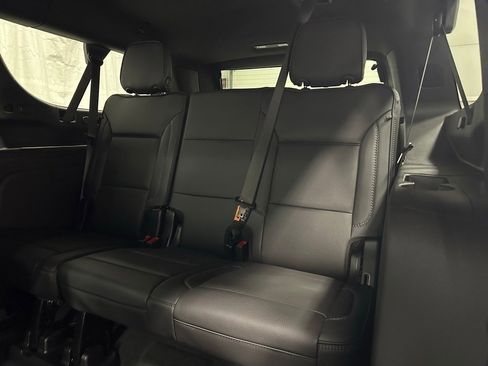 Used 2025 GMC Yukon XL Denali w/ Sun & Power Step Package image 45