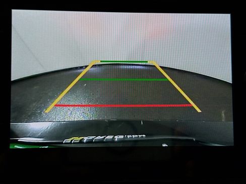 Used 2020 Volkswagen Tiguan SE image 19