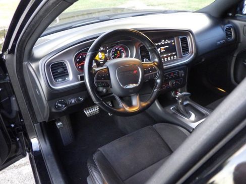 Used 2019 Dodge Charger R/T w/ Plus Group image 14