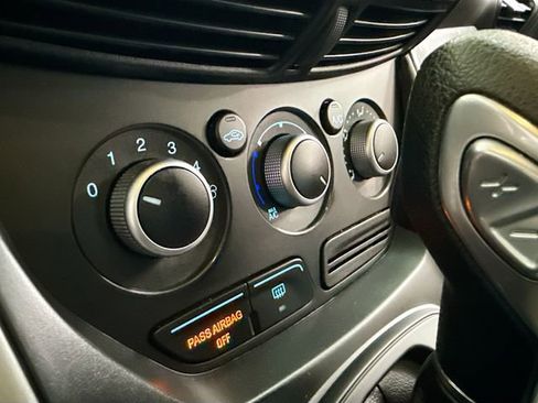 Used 2016 Ford Escape SE image 16