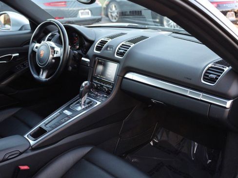 Used 2016 Porsche Cayman image 41