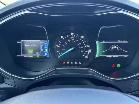 Used 2018 Ford Fusion Titanium FWD image 29