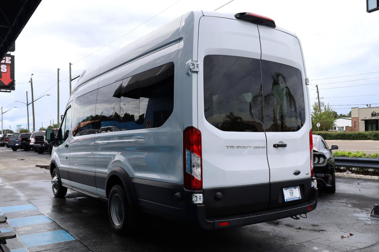 Used 2019 Ford Transit 350 XLT RWD image 4