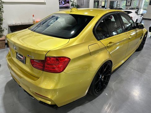 Used 2015 BMW M3 RWD image 2