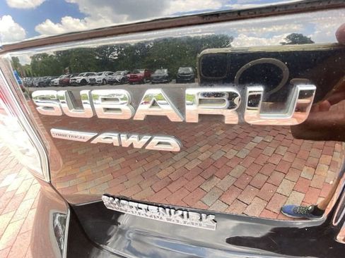 Used 2017 Subaru Forester 2.5i Premium w/ All-Weather Package AWD/4WD image 32