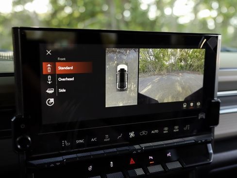 New 2026 GMC Hummer EV SUV image 17