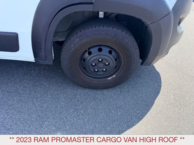 Used 2023 RAM ProMaster 2500 w/ Convenience Group FWD image 8