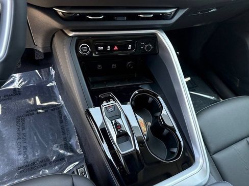 Certified 2025 Audi Q5 Premium w/ Convenience Package AWD/4WD image 18