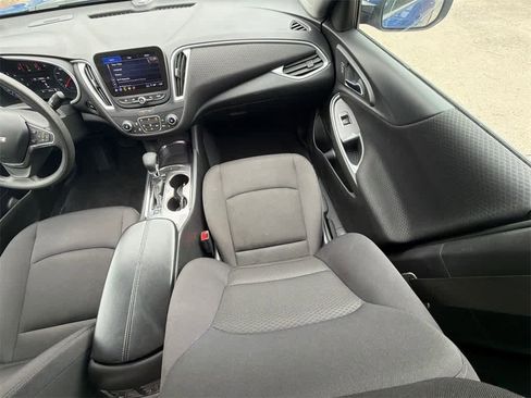 Used 2023 Chevrolet Malibu LT image 19