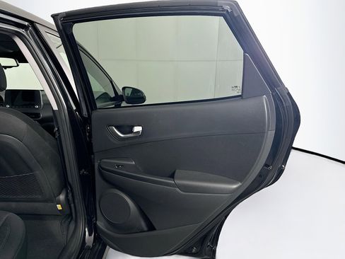 Used 2023 Hyundai Kona SE FWD image 28