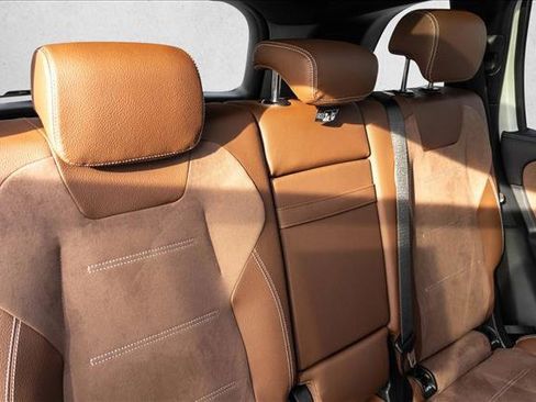 Certified 2026 Mercedes-Benz GLB 250 4MATIC image 28