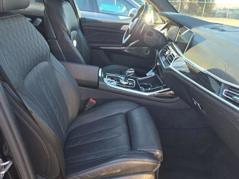 Used 2021 BMW X7 M50i w/ Executive Package image 13