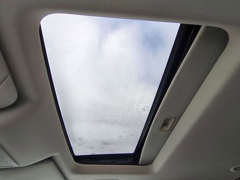 Used 2010 Ford Flex SEL image 18