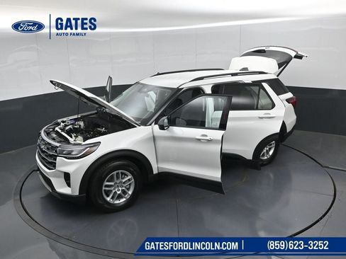 New 2026 Ford Explorer Active w/ Active Comfort Package RWD image 58