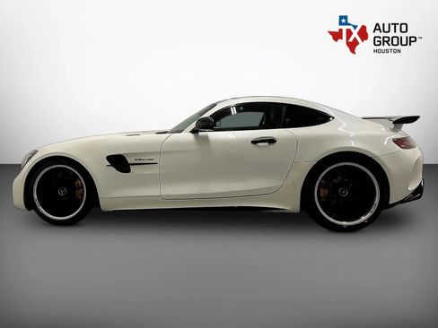 Used 2018 Mercedes-Benz AMG GT R image 9