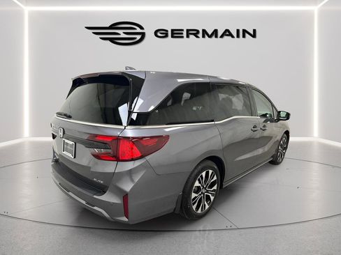 Used 2026 Honda Odyssey Elite image 8