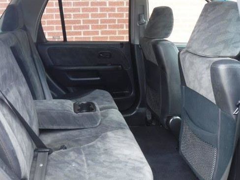 Used 2004 Honda CR-V EX image 12