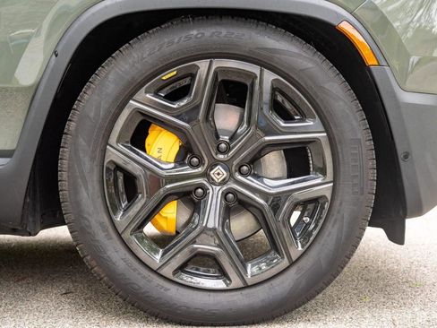 Used 2022 Rivian R1T Launch Edition AWD/4WD image 12