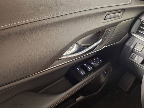 Used 2025 Cadillac CT4 Premium Luxury RWD image 17