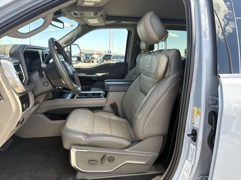 Used 2026 Ford F350 Platinum w/ Platinum Plus Package AWD/4WD image 11