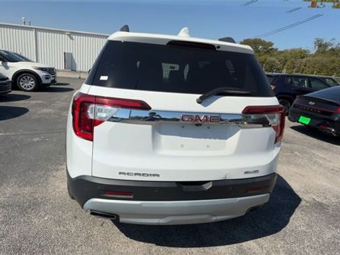 Certified 2021 GMC Acadia SLT w/ Trailering Package image 7