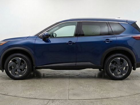 Used 2025 Nissan Rogue SV AWD/4WD image 5
