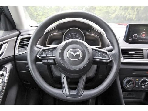 Used 2018 MAZDA MAZDA3 Sport FWD image 14