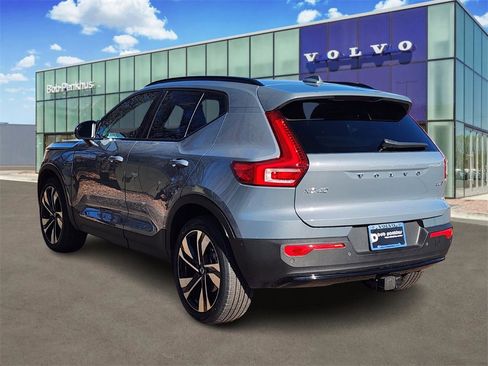 Used 2023 Volvo XC40 B5 Ultimate image 26