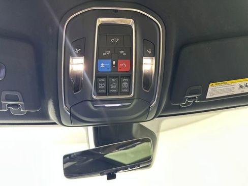 Used 2023 Jeep Grand Cherokee 4WD 4xe w/ Luxury Tech Group II image 25