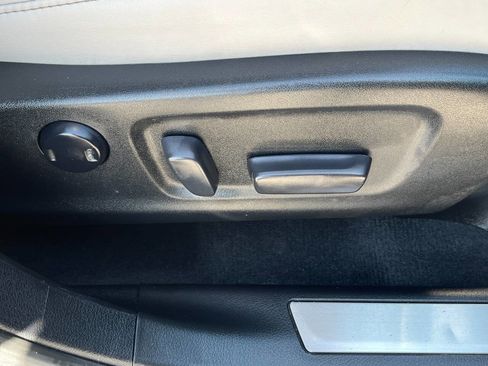 Used 2022 Lexus RX 450h AWD w/ Premium Package image 15