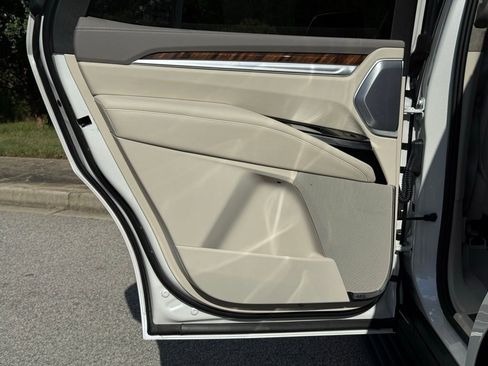 New 2025 Cadillac Escalade Sport Platinum image 21