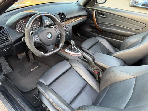 Used 2011 BMW 135i Convertible image 16