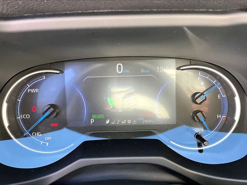 Certified 2025 Toyota RAV4 XLE image 27