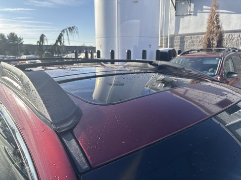 Used 2017 Subaru Outback 2.5i Limited image 8