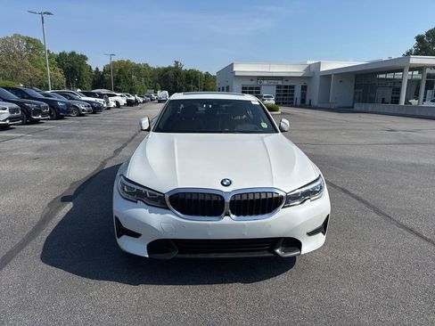 Used 2020 BMW 330i xDrive Sedan AWD/4WD image 2